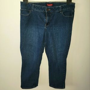 DRESS BARN SIZE 16 CROPPED JEANS